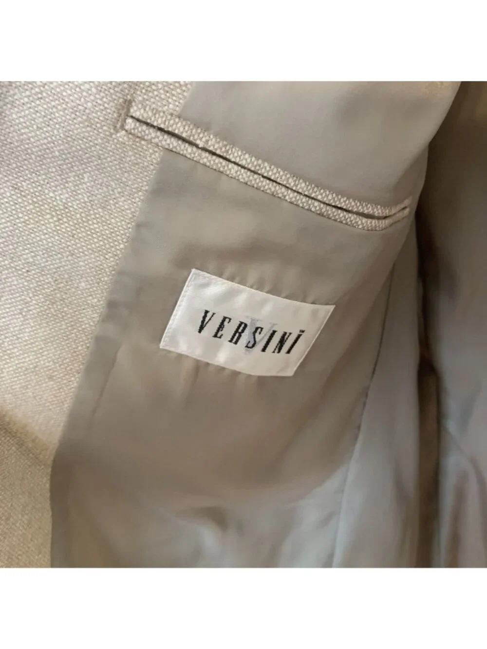 Versini Mens Beige Blazer 42R 100% Silk Two-Button Suit Jacket